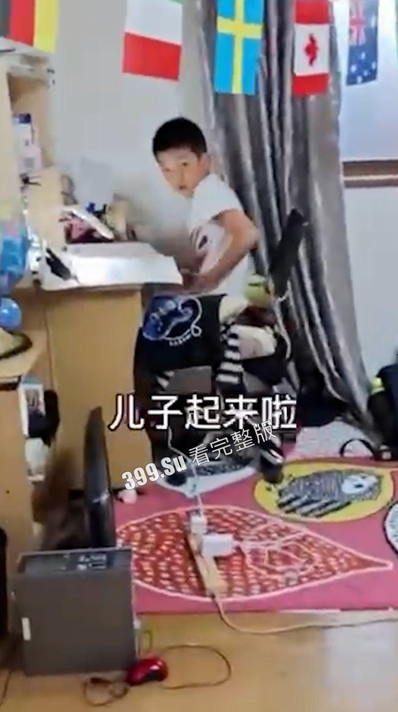 尴尬社死集锦  脚趾都快把鞋底抠破了【微笑】 第5张