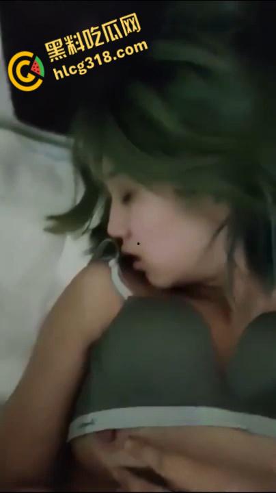 浙江外国语学院【张钰娇】，清纯反差绿发妹，高铁千里送炮，口活一流嫩穴随便内射！  第5张