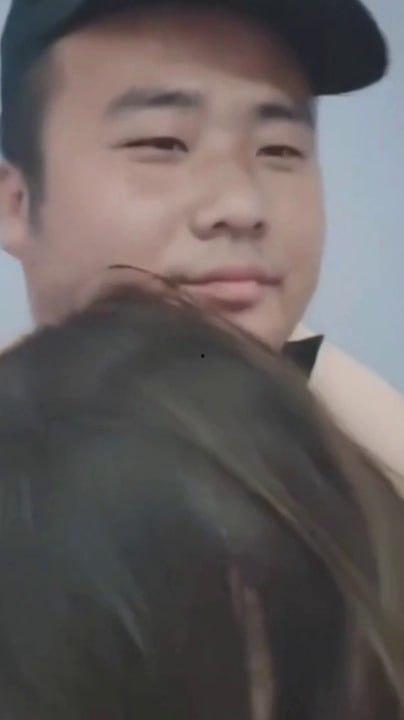 保安大哥白嫖醉酒白富美女业主 操逼实况视频曝光 高清插逼 淫水喷射  第7张