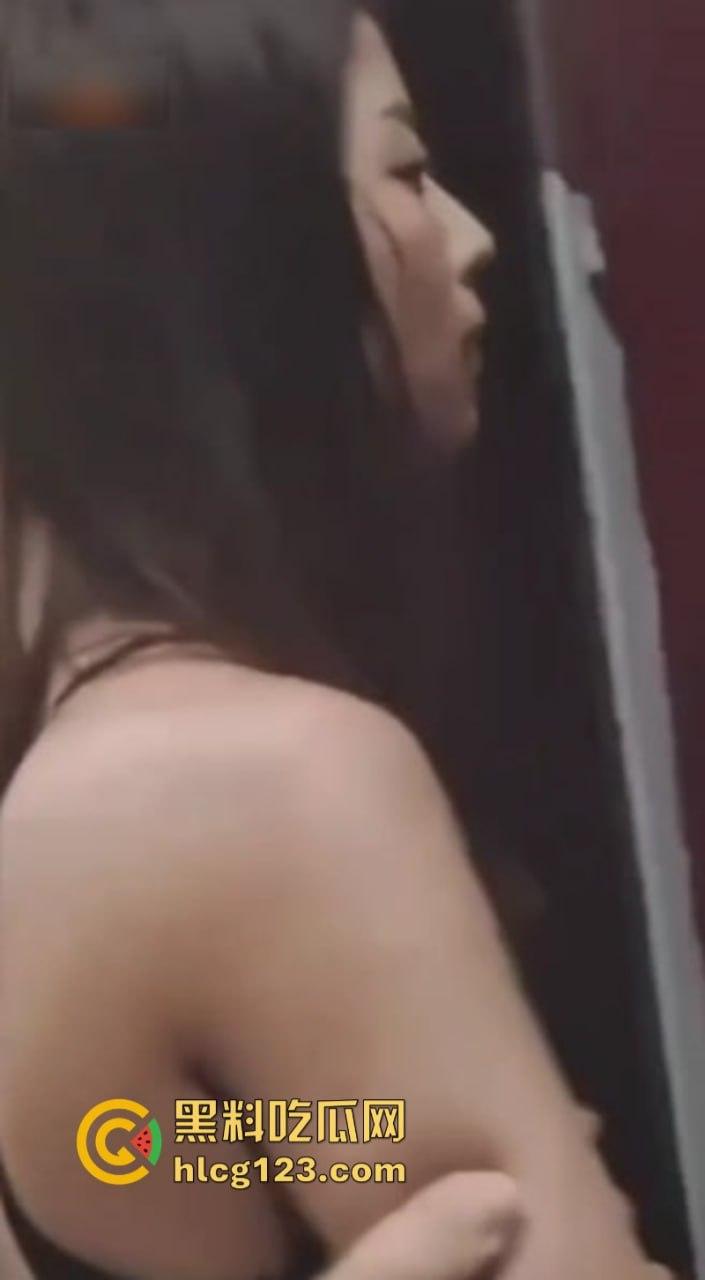 保安大哥白嫖醉酒白富美女业主 操逼实况视频曝光 高清插逼 淫水喷射  第8张