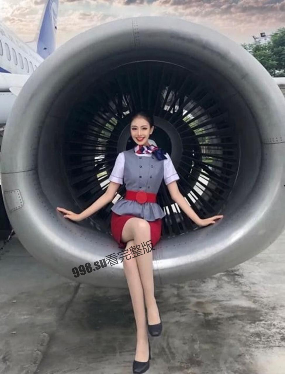 极品反差 北京航空学院 大四实习空姐杨萌被机长潜规则视频流出  第2张