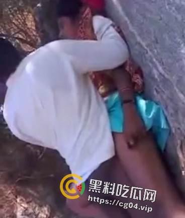 真实强奸！ 永远少不了印度阿三和黑鬼的身影  女人反应绝对刺激 第6张