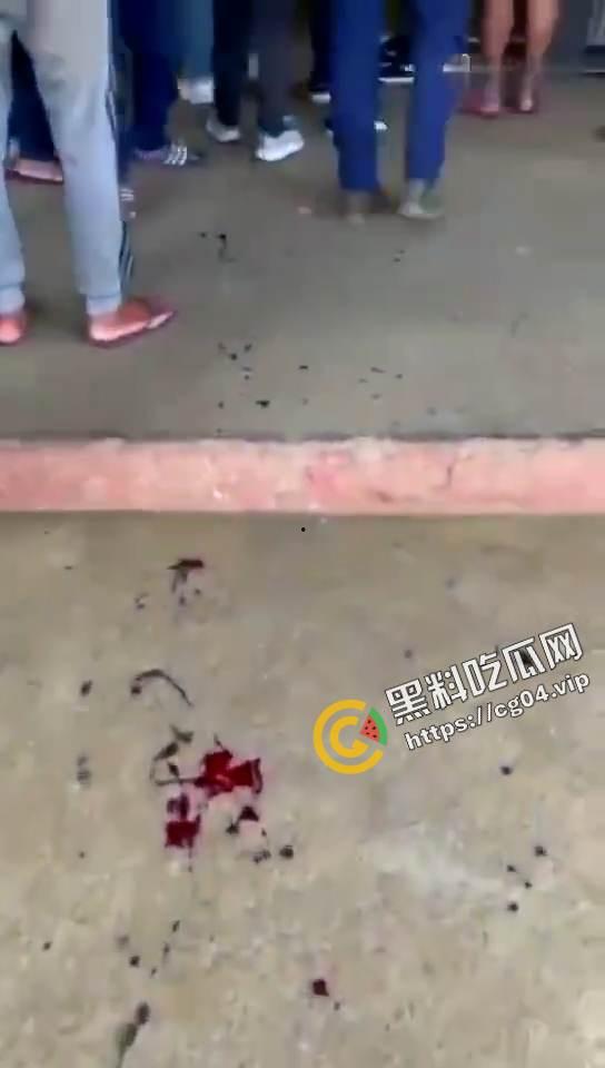 现场画面 ！菲律宾学校爆炸事件救援现场 血肉横飞 遍地鲜血  第5张