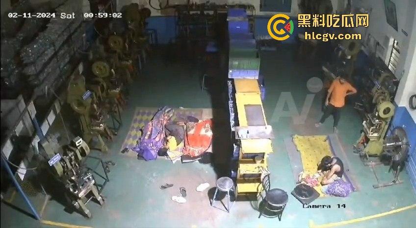 印度LGBT情侣大打出手酿命案！男子睡觉时被伴侣用铁棍袭击身亡，阿三还是那么狠！  第2张