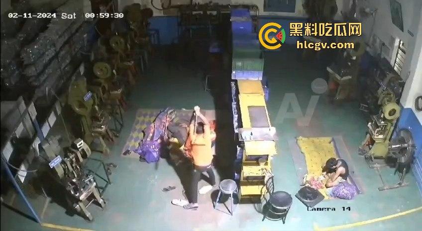 印度LGBT情侣大打出手酿命案！男子睡觉时被伴侣用铁棍袭击身亡，阿三还是那么狠！  第3张