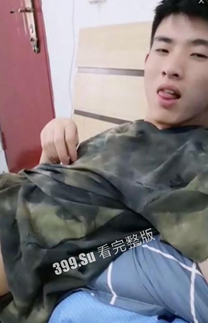 抖音网红 甘蔗来了 在家打完飞机找来兄弟干菊花搞男同性爱视频流出 飞机性爱视频 三部曲  第7张