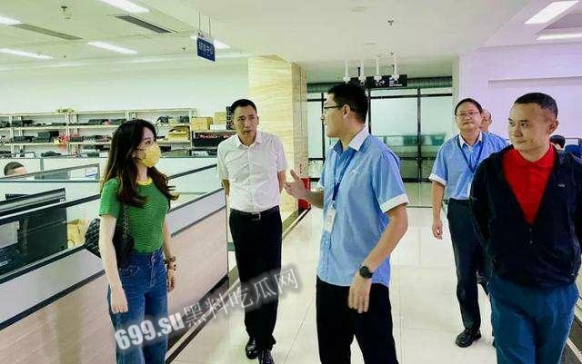 【后续】全网热瓜！扬州商务局副局长戴璐与副市长 婚房多次偷情被老公录像曝光  第15张