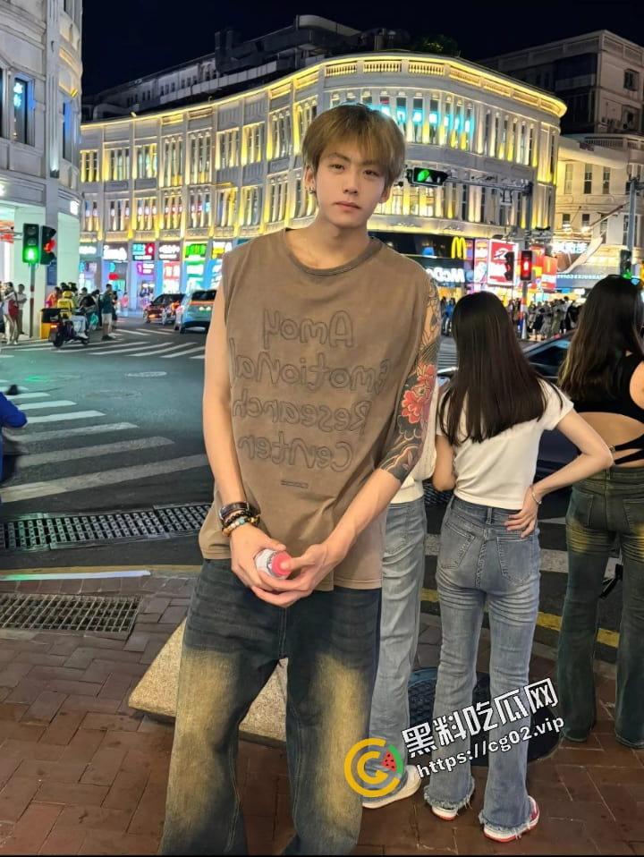 【公主请喝水】 抖音网红 庞博文打架事件 起因竟是因一个女孩子！  第2张