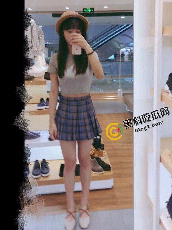 合肥师范学院顶级嫩妹处女『张静萱』为买苹果手机 50张卖了自己的第一次 视频遭曝光  第1张