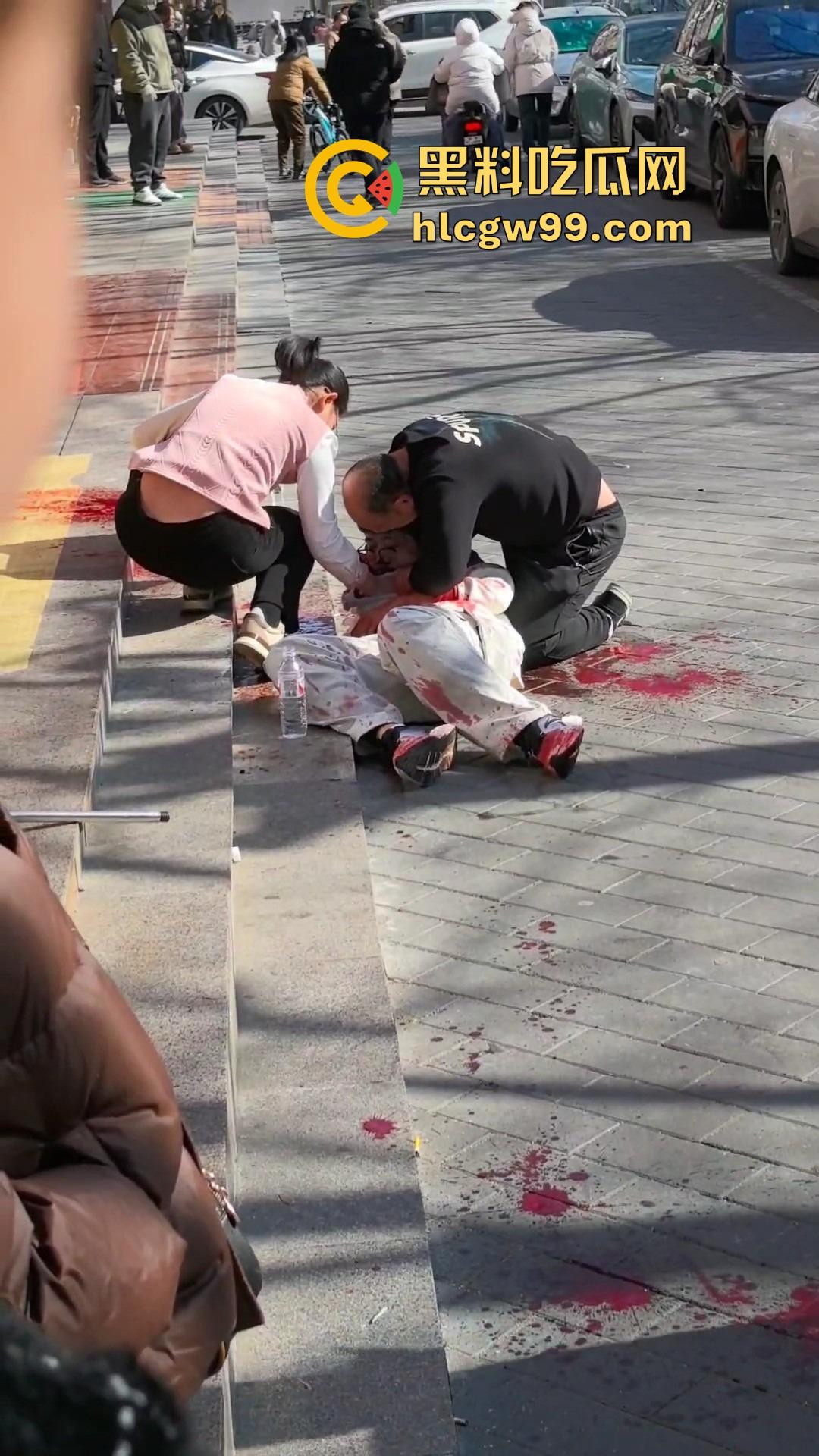 富民街初中生意外摔倒 大动脉被铁棍刺穿 拔出瞬间血喷三尺 现场惨烈当场没了！  第5张
