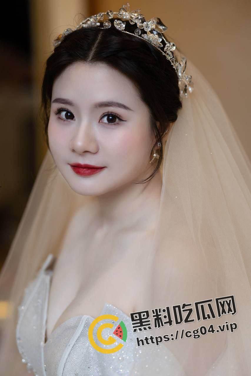 相亲认识的开朗明媚女孩背地里曾经是别人的母狗 身上的纹身又代表了多少曾经的过往  第1张