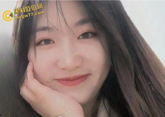 江苏【张馨茹】出轨丑闻 ，男友出差在家露料炮友 ，被怒曝蕾丝装乳交后入  第1张