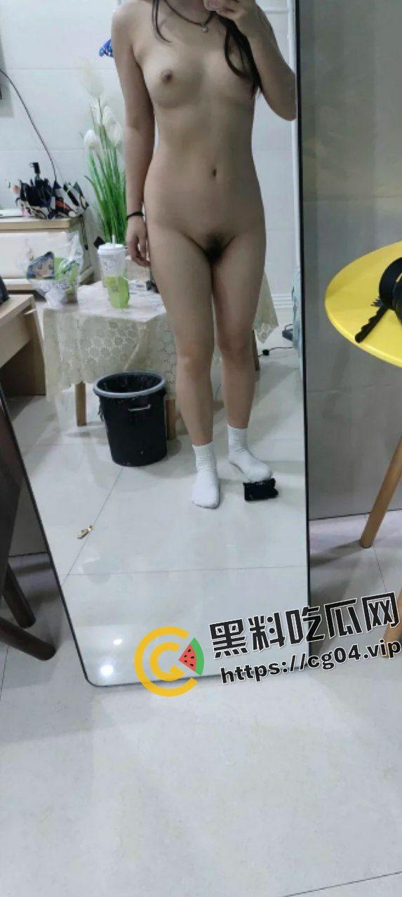 阜新会计【张姝涵】约炮网友 自慰肛塞连环珠 极品反差  第5张