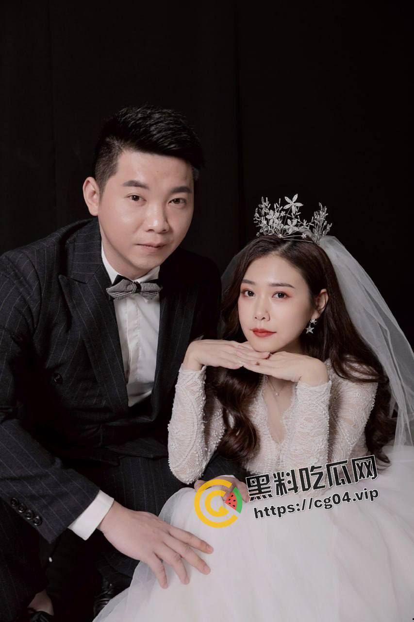 全网呼叫陕UGN652奔驰车主恭喜你当接盘侠啦！你的老婆曾经坐台被包养 卖肉上位哦  第1张