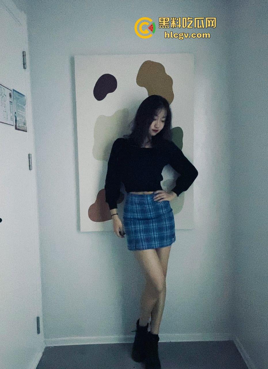 约炮理想汽车销售【田淑君】，镜子前紧盯小嫩逼羞耻被操翻，床上骚得像条狗，业务不愁没人要！  第1张