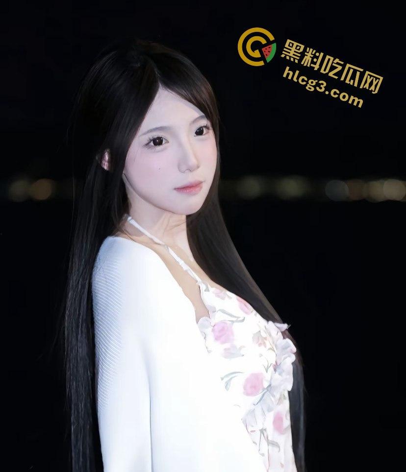 抖音网红主播『风韵胶妻』私密自拍视频曝光！反差骚母狗的诱惑无法抵挡！叫床太诱惑！  第3张