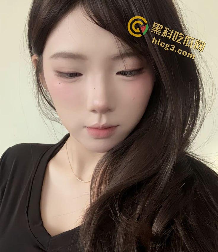 抖音网红主播『风韵胶妻』私密自拍视频曝光！反差骚母狗的诱惑无法抵挡！叫床太诱惑！  第4张