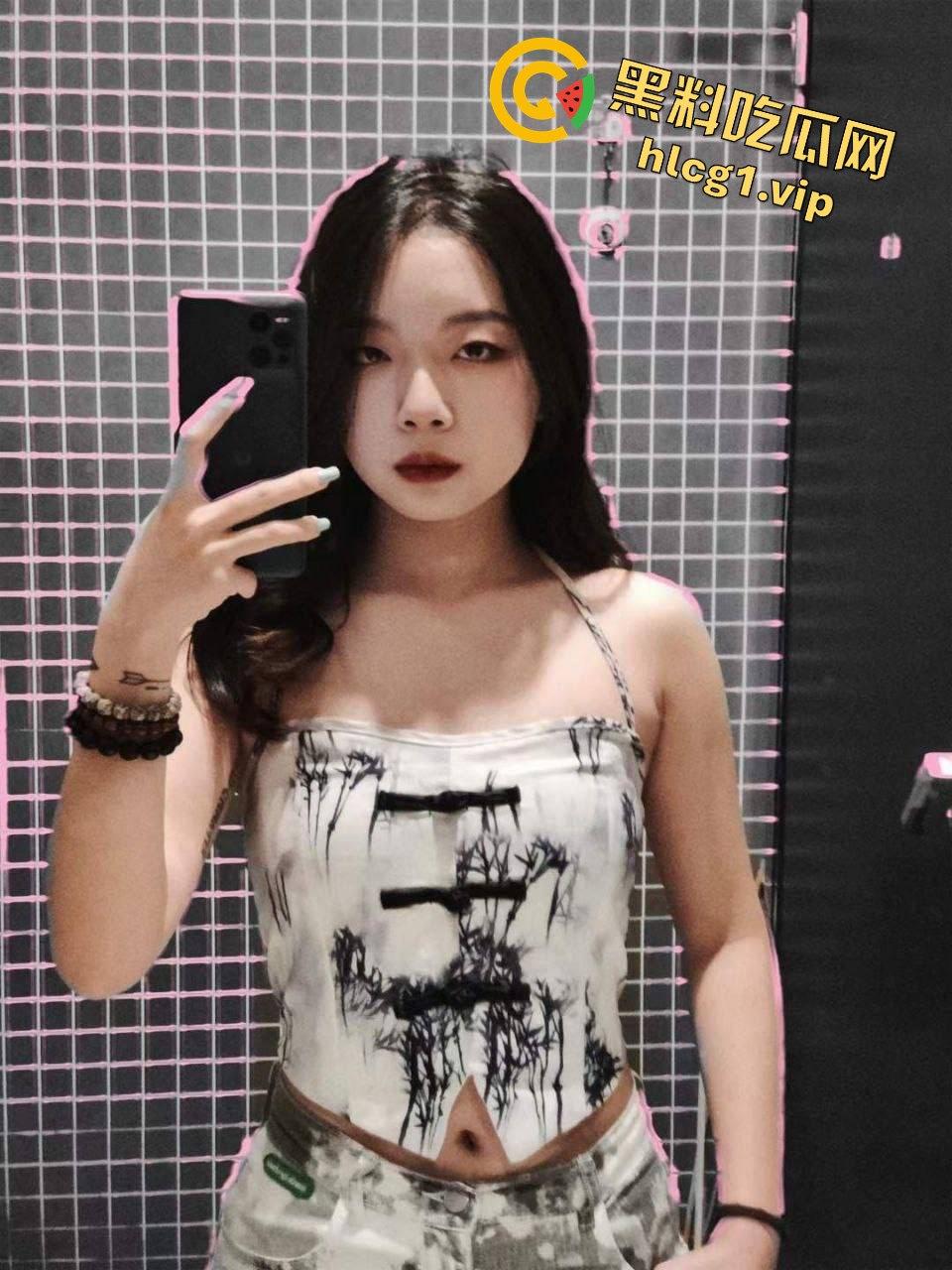 章丘大学城附近探探邂逅的骚小妹！刚分手就勾搭上，夜店蹦迪后直接推倒内射  第7张