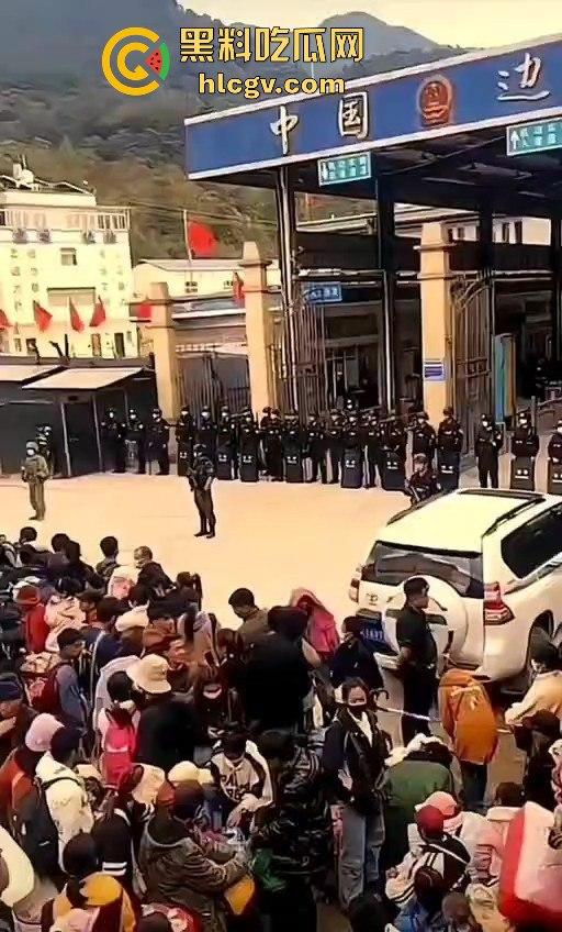 缅甸克钦邦战乱难民潮！百姓涌向腾冲口岸求庇护，中国军队严防死守绝不让难民入境！  第4张