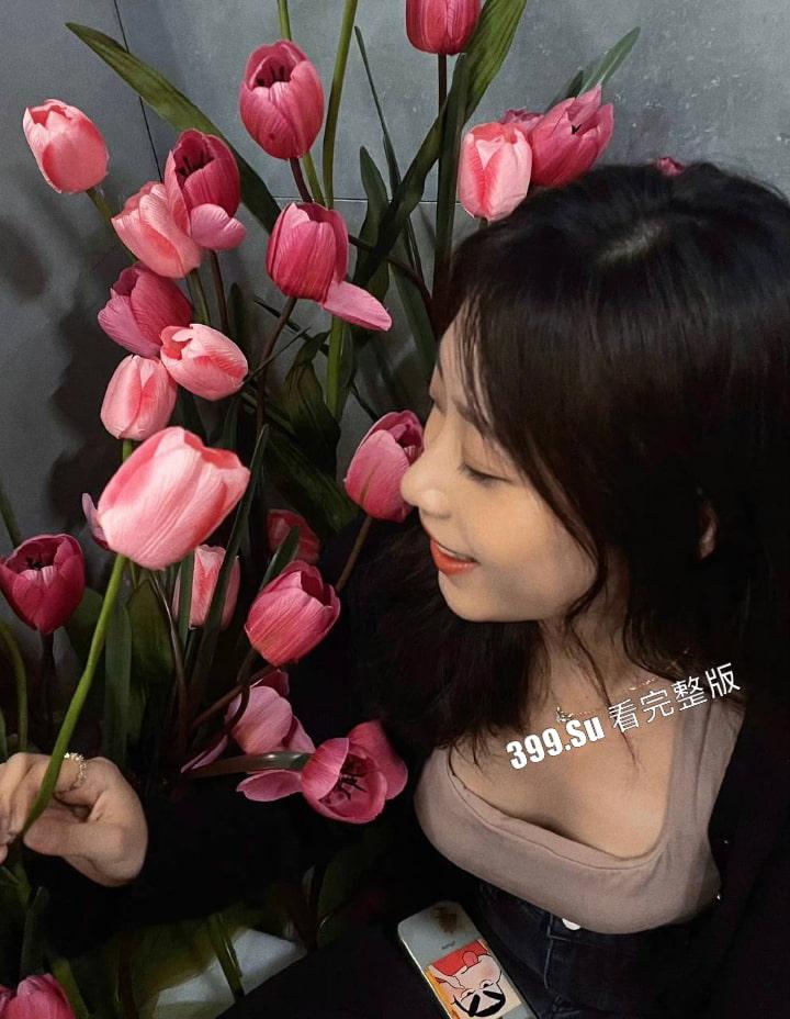 锄头挥得好 没有墙角挖不倒 广州极品反差婊 漾漾 酒吧玩游戏认识 当晚就开房 操完就打电话跟现男友分手  第5张