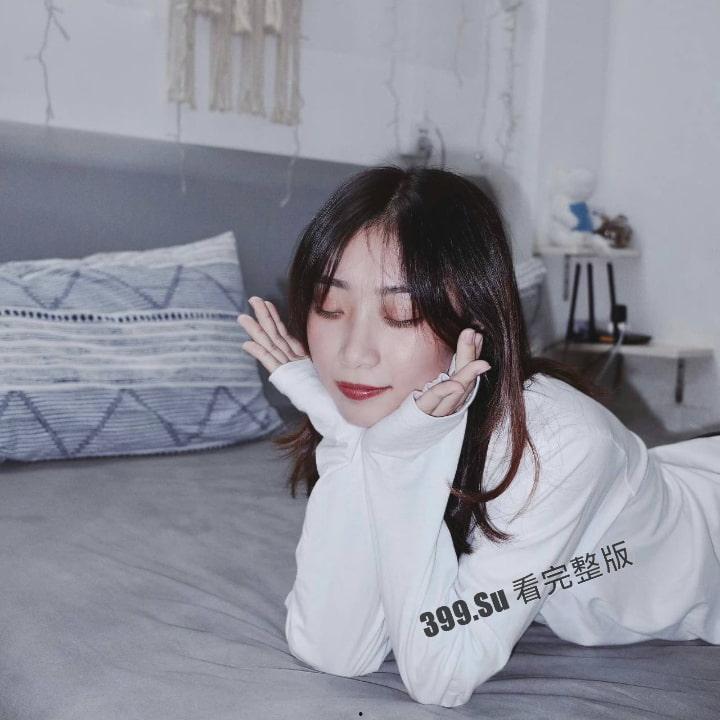 锄头挥得好 没有墙角挖不倒 广州极品反差婊 漾漾 酒吧玩游戏认识 当晚就开房 操完就打电话跟现男友分手  第6张