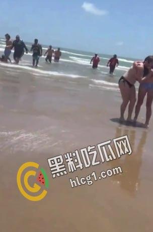 美国德克萨斯州南帕德里岛海滩，多人被鲨鱼咬伤。两男两女遭到鲨鱼袭击。政府已派出直升机将其驱赶。  第5张