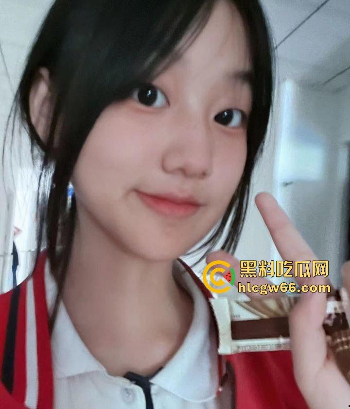 河北张家口反差学生妹【王若玮】小小年纪极品大奶 被渣男哄骗私拍揉胸扣穴的小母狗 很有撸点! 第3张 河北张家口反差学生妹【王若玮】小小年纪极品大奶 被渣男哄骗私拍揉胸扣穴的小母狗 很有撸点! 第3张