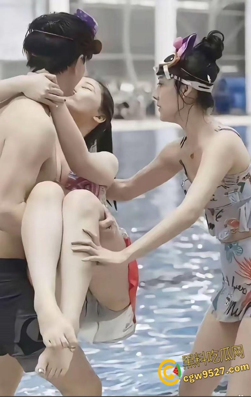 虞书欣陪睡风波！网传小花虞书欣拍一部戏睡一个男主角，私生活极其混乱，剧组夫妻玩的就是花！  第13张