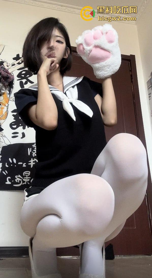 抖音40W粉反差婊网红【行简】第二弹母狗属性拉满 穿白丝露穴直播  前面刚玩出翔现在又来新骚操作！ 第10张