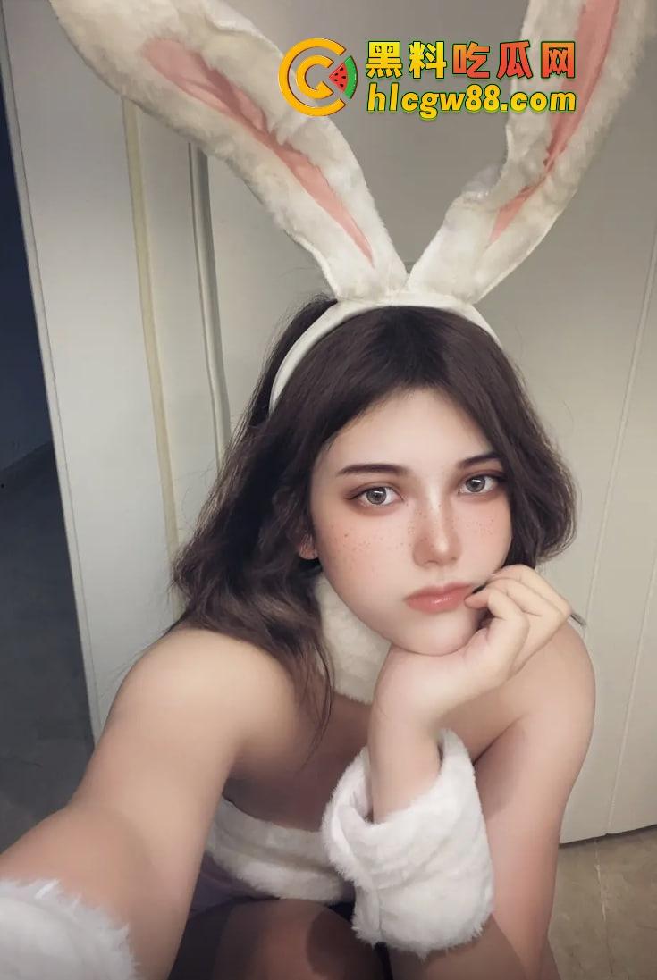 24万粉丝舔的抖音女神『A韩小优baby』现实里是P图怪，床上被操翻白眼，明码标价给钱就能约！  第8张