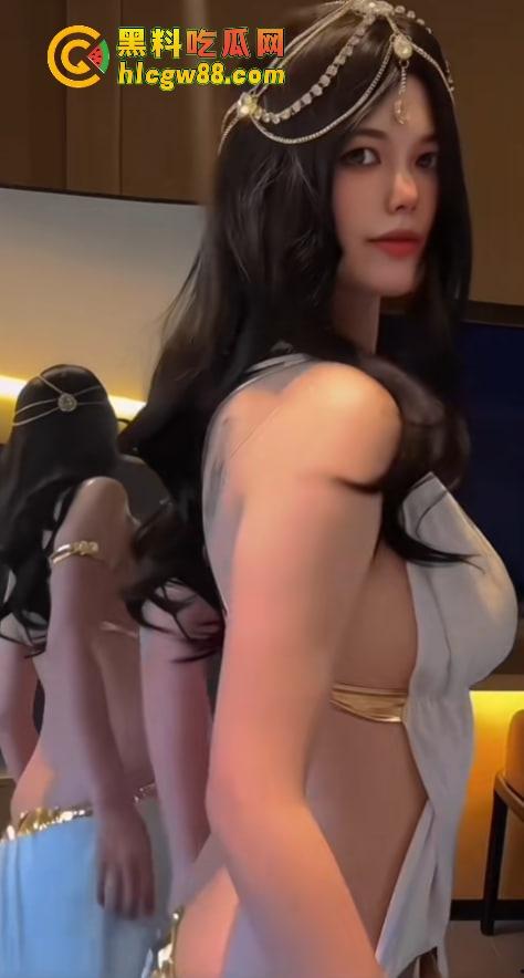 24万粉丝舔的抖音女神『A韩小优baby』现实里是P图怪，床上被操翻白眼，明码标价给钱就能约！  第12张