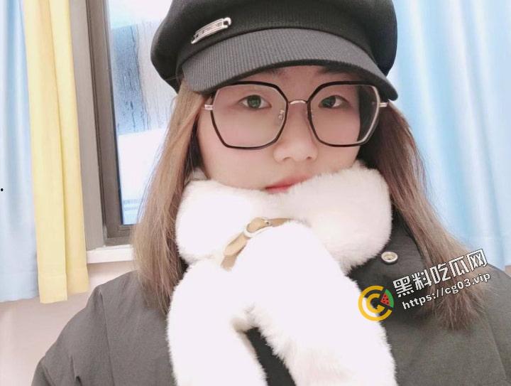 反差婊曝光 SOUL大学生约到的微胖母狗 有轻微性瘾 调教阀门极高  第5张