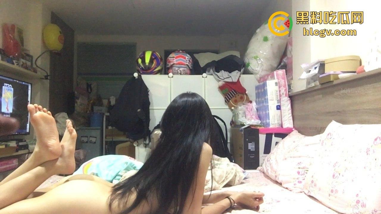 台湾机车女神【高欣涵】人前高冷人后骚！床上反差骚到爆，吃起鸡巴来完全停不下来！  第4张