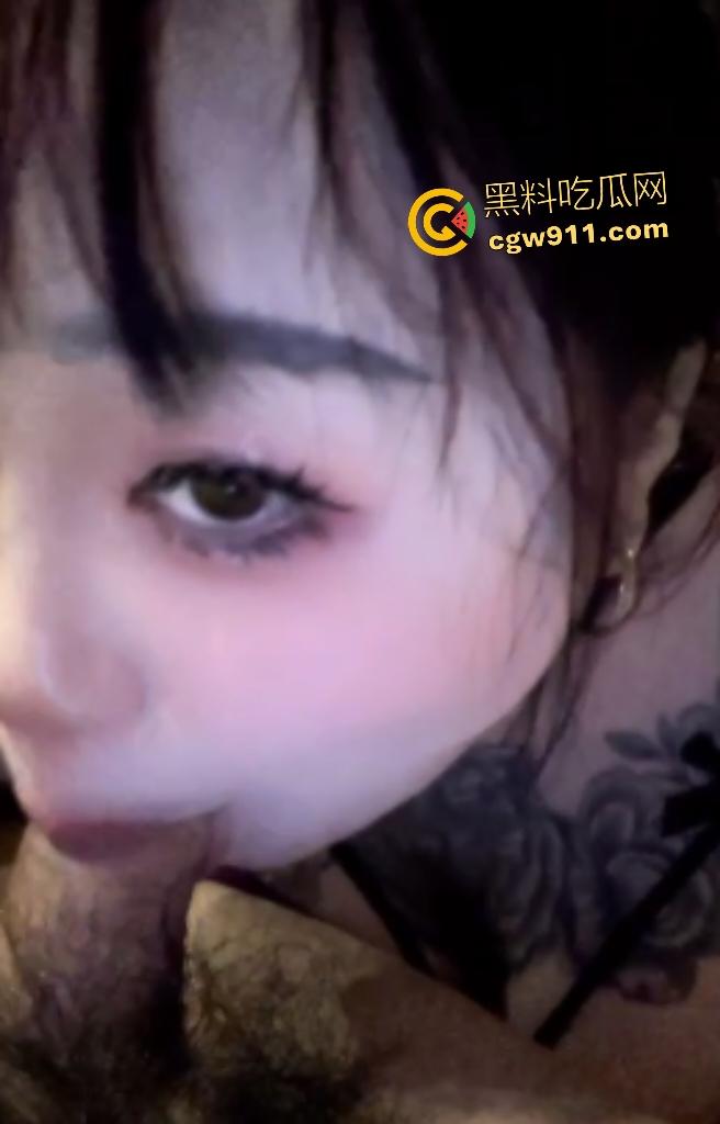 东南亚精神小妹龙争虎斗，拥有巨乳因鸡巴小，只能口交却不能乳交！深喉拉丝口水，舌头拔出丝连成河！  第7张