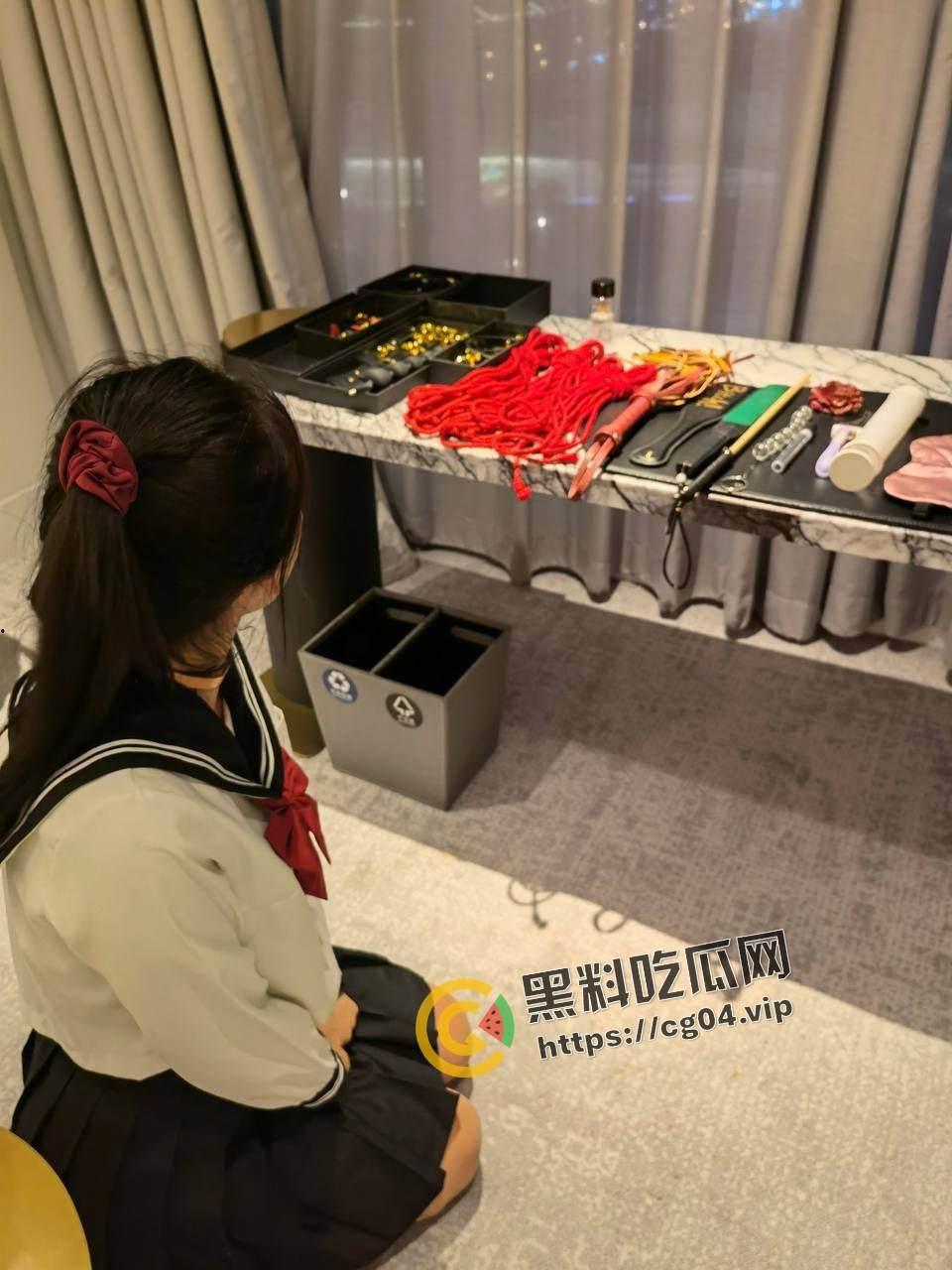 要的就是警花！大神阿司拿下在职警花 捆绑调教 皮鞭抽打 小姐姐要哭了  第13张