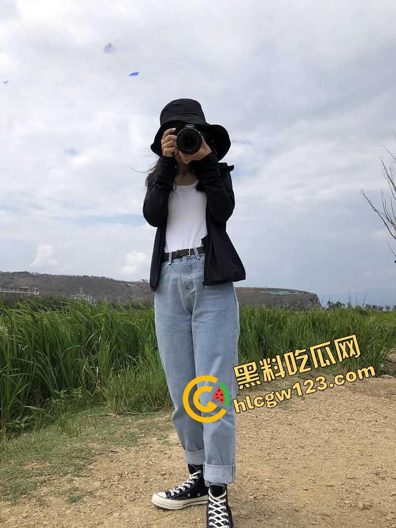 广东财务女主【黄颖】主动求骂，自爆喜欢被叫肥臀母猪，求网友公开羞辱，靠变态上位真的能红？  第2张