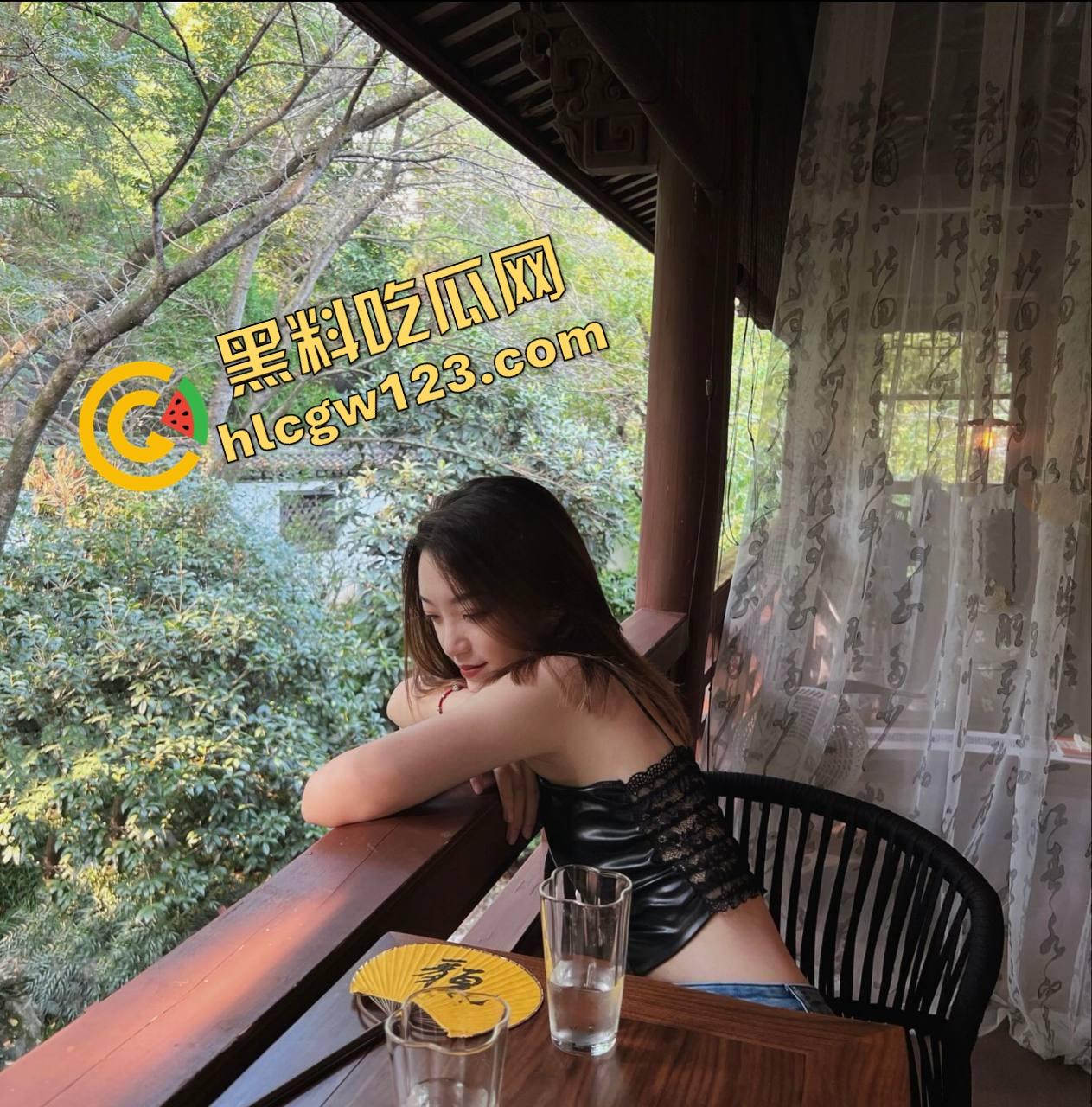 王者荣耀一句CPDD离婚奔现，纯爱女战士月供2000买烟养男人还给看逼，最后渣男边吃烤肉边提分手！  第14张