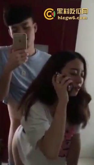 极致反差女！跟男友性爱时故意打电话 挑逗男友，全程不敢乱说话 满脸享受。  第9张