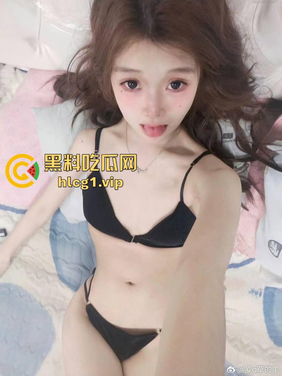 瓜友泪目投稿：05年前女友竟在学校卖B，为钱售卖玩炮机视频，自己都不知道被绿多少次！  第7张