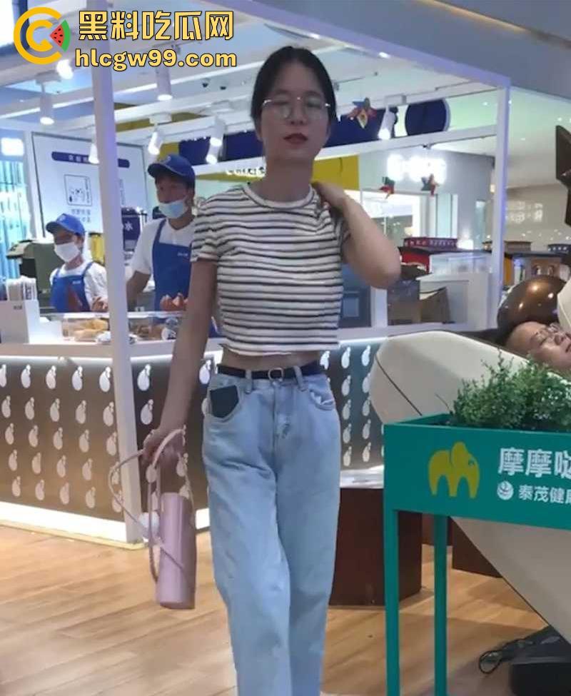 你一生所追求的白月光其实只是别人的胯下母狗！广州大学【魏书玲】与男友私密视频流出，淫骚自拍反差惊人。  第3张