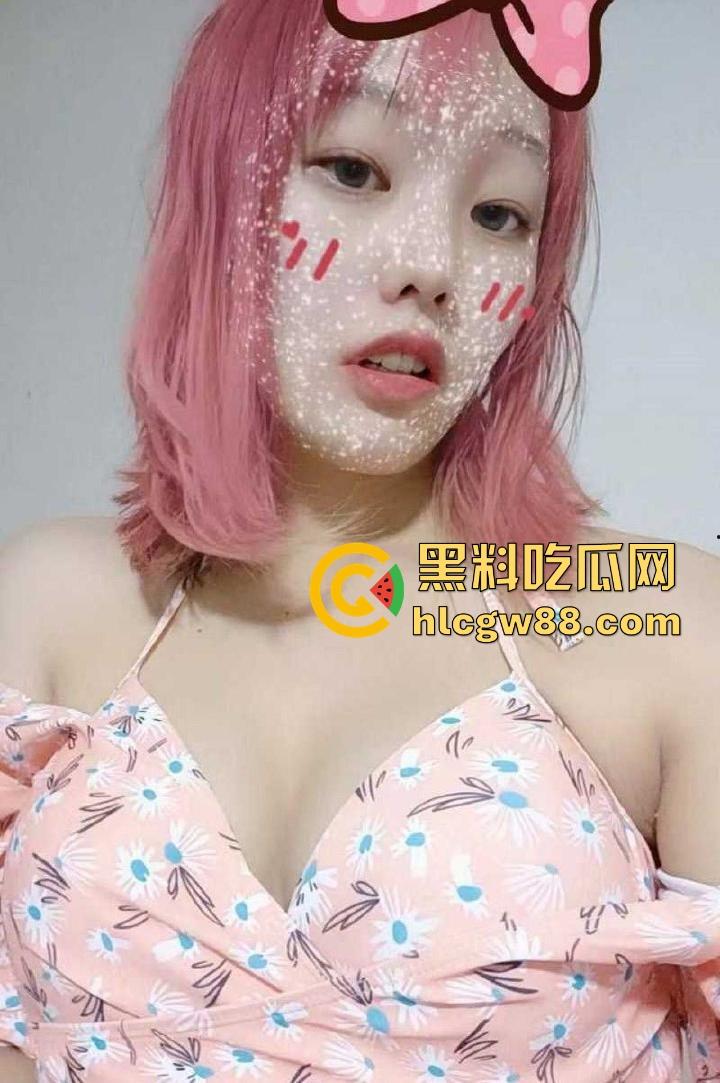 贵州师大【傅雪钰】出轨成瘾被男友发现并曝光 饱满粉乳白嫩胴体 淫叫下贱极度反差！  第1张