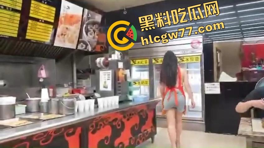 台妹夜市开摆，个个大奶DEFG甩成波浪鼓，白花花一片走火入魔，收复已迫在眉睫！  第6张