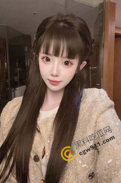 海角达人与表妹禁忌之夜！堂妹老公不在的那晚，半推半就的插入那湿润的嫩穴  第3张