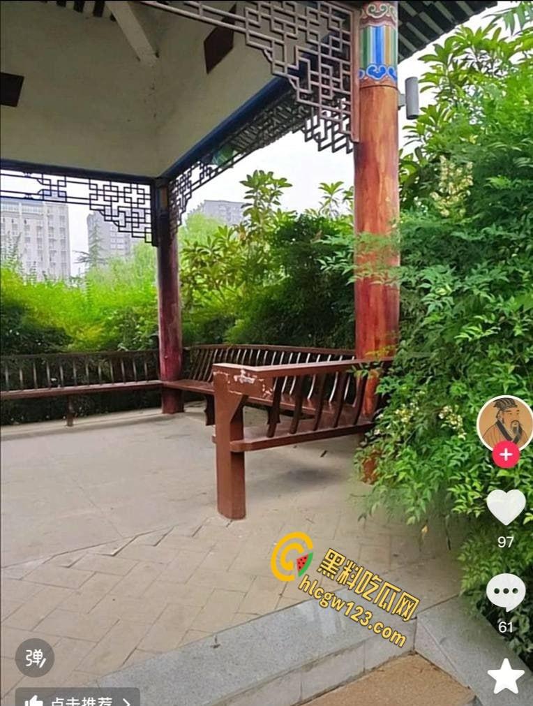 陕西理工大学情侣，户外激战全网疯传 40秒，完整版视频记录两人激情野战 !  第6张