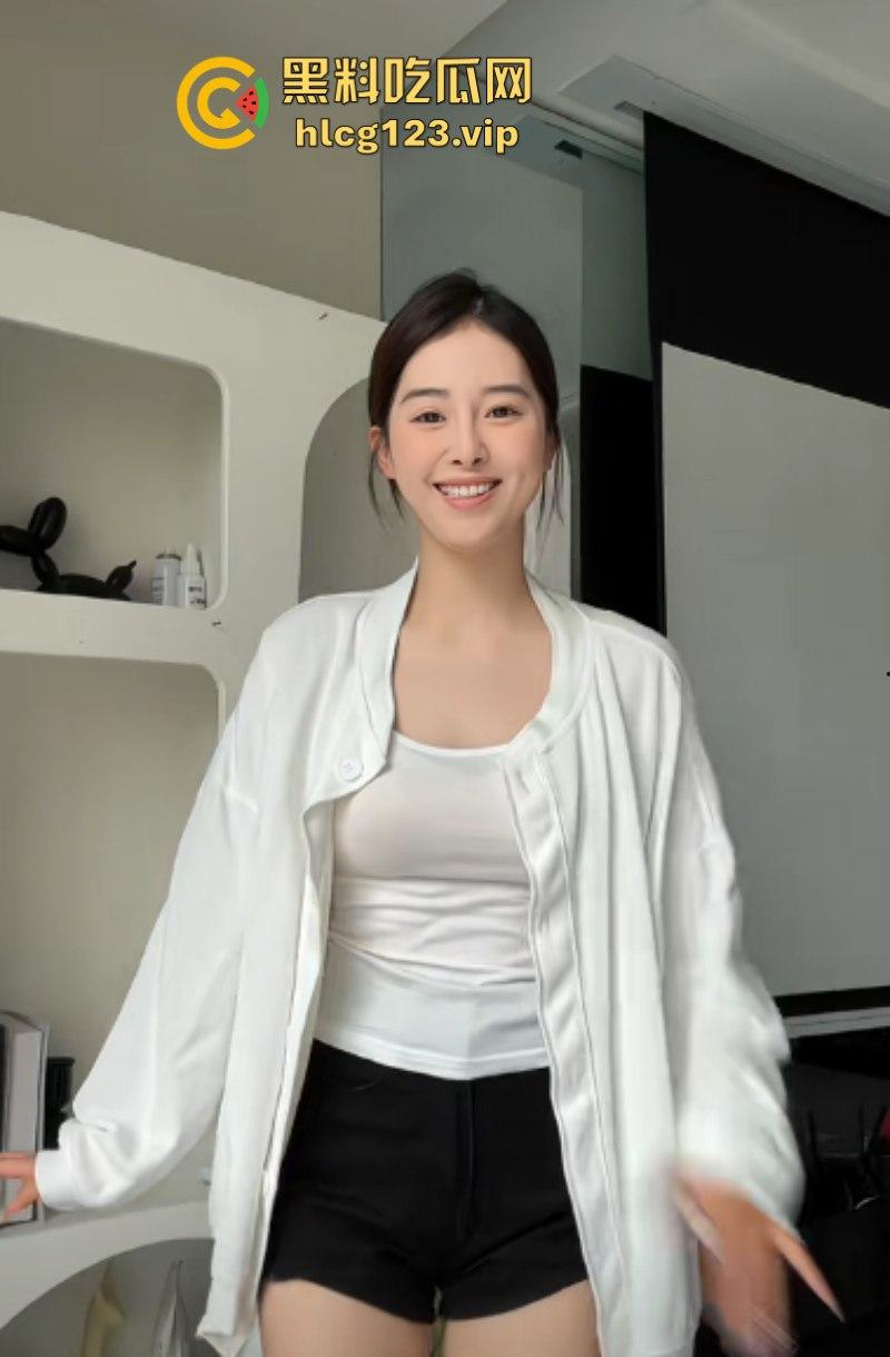 三只羊【小允儿】最想删掉的私密啪啪视频被曝 原来身材好的都被玩了  第7张