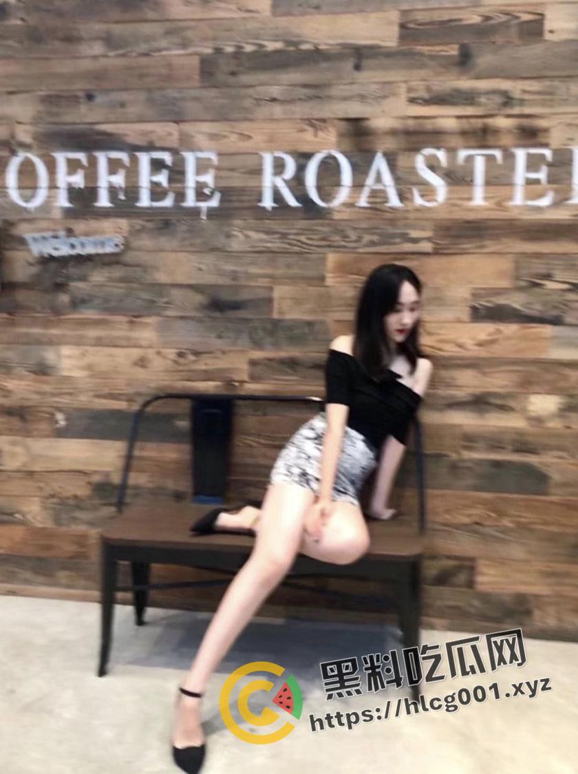 经典永流传！反差婊【李苗】男友视角的性爱记录 温暖的笑容和颤抖的骚穴 今晚就你了  第4张