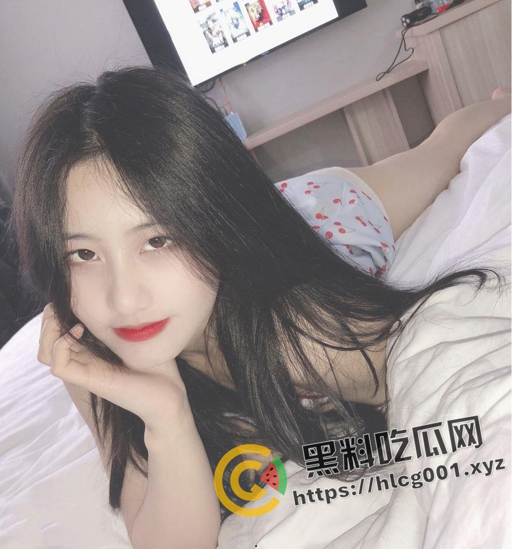 经典永流传！反差婊【李苗】男友视角的性爱记录 温暖的笑容和颤抖的骚穴 今晚就你了  第7张