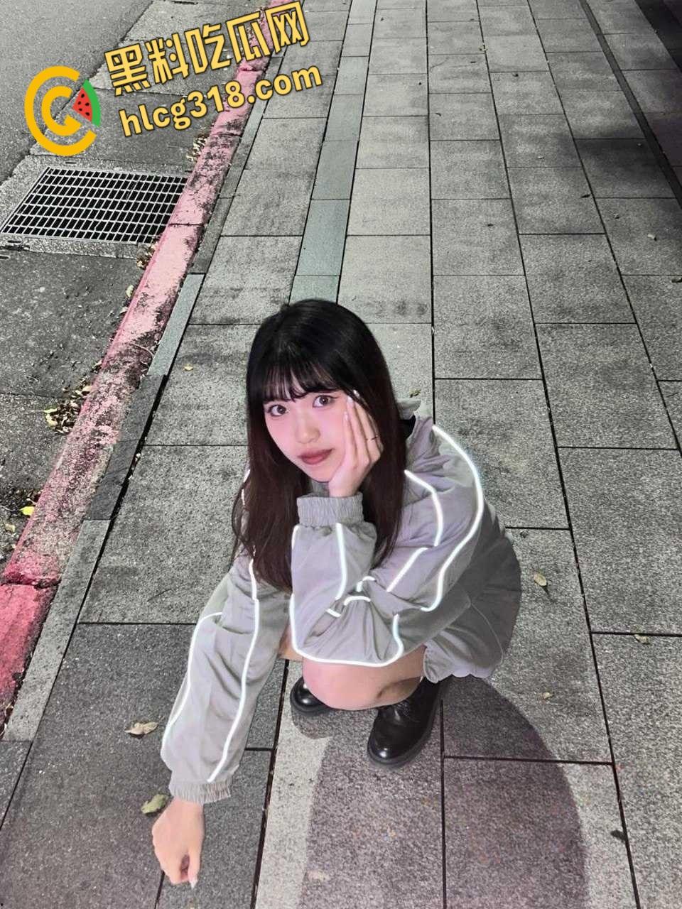 台北南华高中生【蔡子瑜】，清纯甜美脸蛋，毕业出来同居做爱，被男友调教的真会榨精 !  第3张