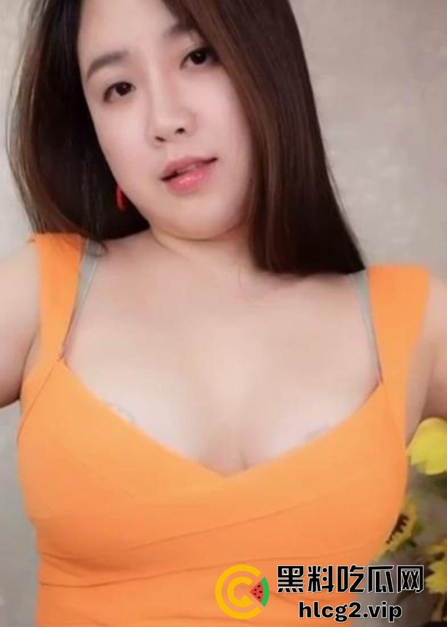 景德镇居家微胖妹子自慰视频爆火！奶子颤动秀独家绝活，情趣内衣下的诱惑让人看硬！  第1张