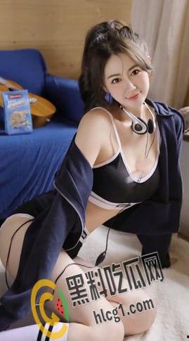 抖音网红反差骚货 李雅 在商场楼道跪舔粉丝 口交镜前后入啪啪射肥臀 姐姐真是太宠粉啦！  第6张